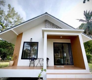 Chaloklum Casa | White Pearl 2BR Beachfront House Malibu Seaview