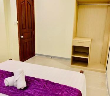 Chamkar Mon Hotel | White Residence Hotel & Apartment