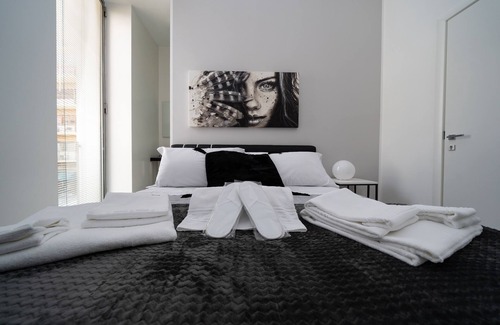 Reggio Calabria Casa | White Rooms