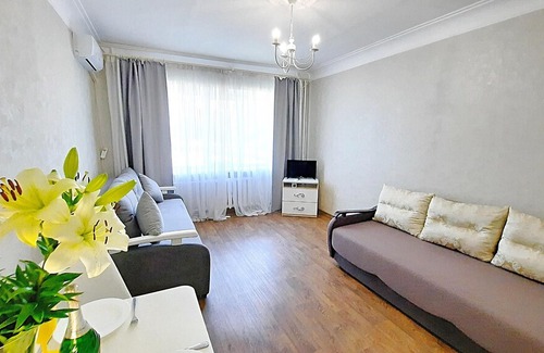 Podil Apartamento | White rotunda. Apartment with a view. Alex Apartments