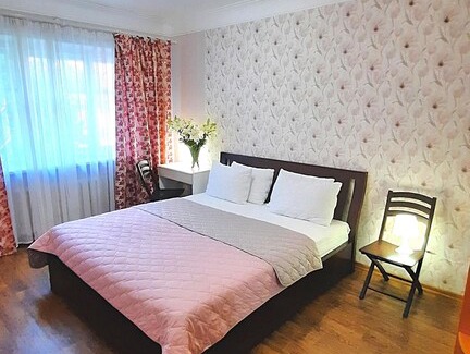 Podil Apartamento | White rotunda. Apartment with a view. Alex Apartments