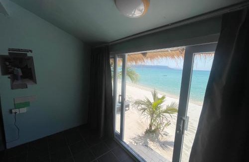 Koh Rong Hotel | WHITE SAND ARK RESORT