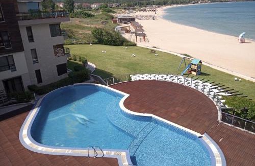 Kazanlak Apartamento | White Sand Lily Beach Apartment