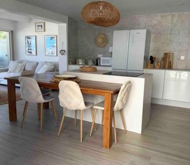 Nettle Bay Casa | White Sand, Splendid 1 bedroom beachfront, Nettle Bay Beach Club