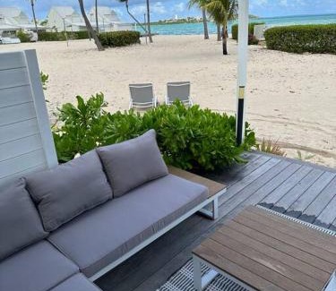 Nettle Bay Casa | White Sand, Splendid 1 bedroom beachfront, Nettle Bay Beach Club