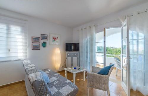 Arenal d'en Castell Apartamento | White Sands 3.08