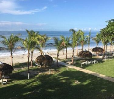 Punta Chame Apartamento | White Sands, Aquamarine waters and High Surfs