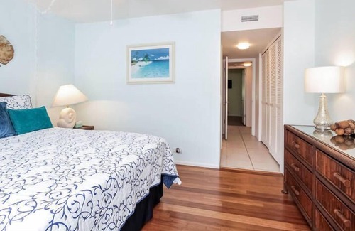 Kahaluu Bay Condominio | White Sands Village #206