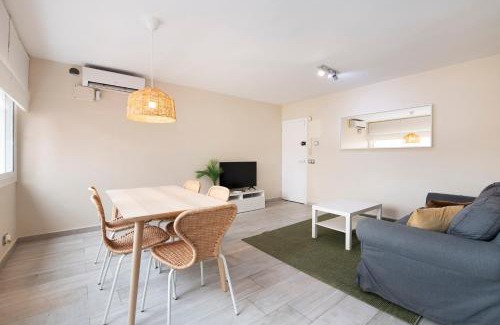 Castelldefels Apartamento | White Sea by Seasidehomes