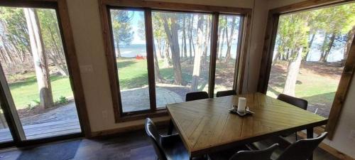 Gardner Casa | White Star Point by Simple Life Rentals