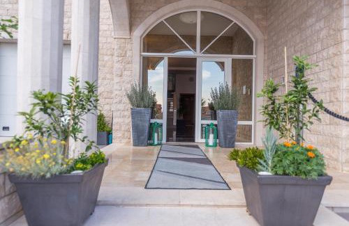 Promajna Hotel | White Stone Villa 43