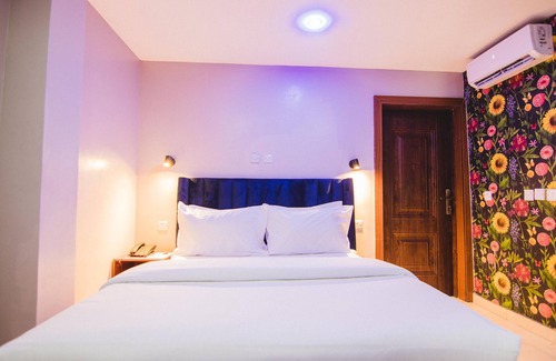 Port Harcourt Hotel | White Stones Hotel