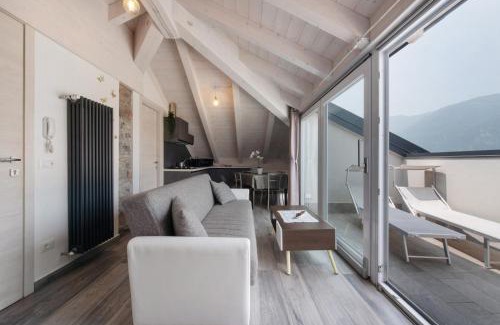 Lezzeno Apartamento | White Suite - Jacuzzi