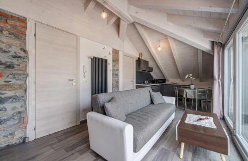 Lezzeno Apartamento | White Suite - Jacuzzi