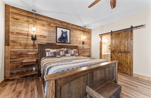 Table Rock Casa | White Tail Summit- Sleeps 16 home