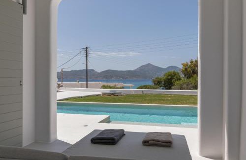 Adamas Villa | White Villa Milos