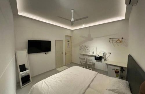 Muli Casa | White Water Inn