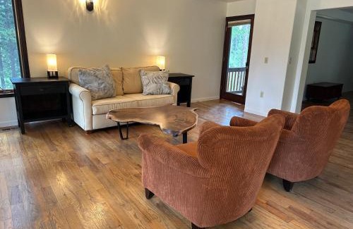 Whitefish Casa | Whitefish Bootjack Lake Lodge- Nestled in the Trees, Nearby Lake & Pet Friendly!