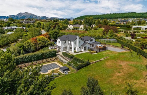 Wanaka Casa | Whitehaven - Hosted by NZSIR Luxury Rental Homes