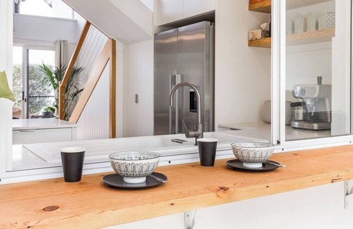 Quindalup Villa | Whitesands BEACH VILLA | walk the beach, swim in the Bay ​| Margaret River Prope