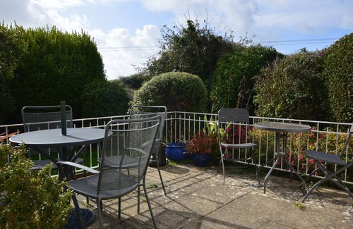 Newport Apartamento | Whitestones Cottage Isle of Wight 3 Bedroom Bungalow