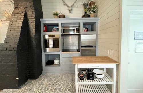 Lava Hot Springs Casa | Whitewater Cottage- IN TOWN, walk to everything!