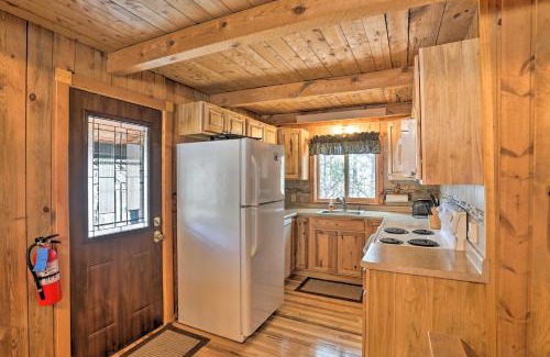 Deadwood Casa | Whitewood Cabin Deck, Gas Grill and Hot Tub!