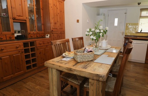 Wolsingham Cabaña | Whitfield Cottage (21 Silver Street), WOLSINGHAM