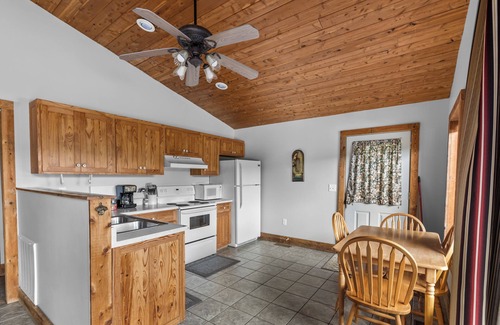 Mountain Home Cabina | Whitlock Cabin at Rim Shoals