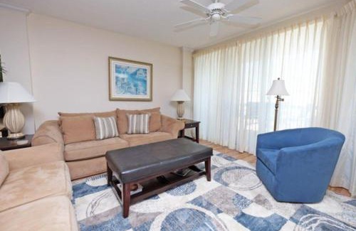 Litchfield by the Sea Casa | Whitney Parish Retreat Beachfront Bliss