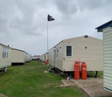 Seasalter Apartamento | Whitstable, DP42, 2 bed park home, Alberta Holiday Park