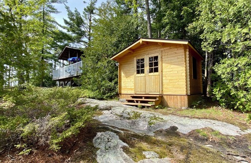 Gravenhurst Cabaña | Whitt Island cottage on Lake Muskoka