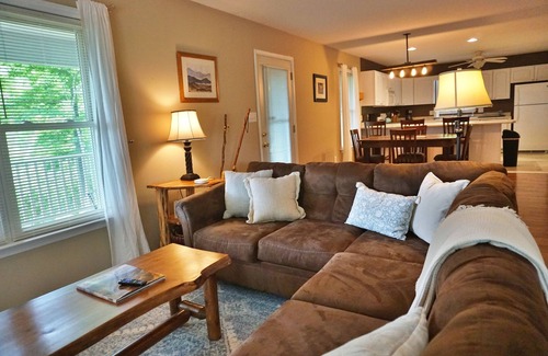 Whittier Cabaña | Whittier Mountain Hideaway w/ Breathtaking Views