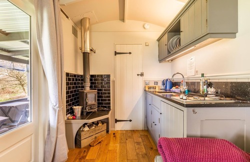 Thetford Cabina | Whoa Stop - Norfolk Holiday Properties