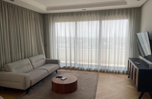 Vracar Apartamento | Whole Belgrade view-jacuzzi penthouse