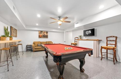 Clarksville Casa | Whole Home 102 Madison Ter