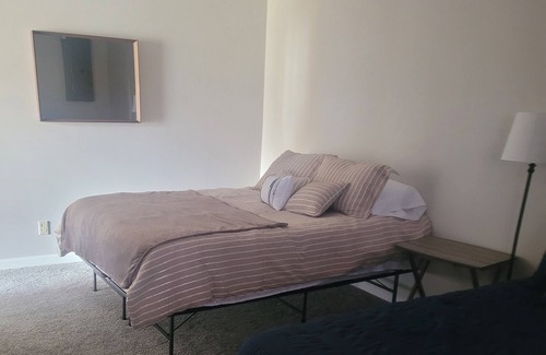 Seymour Casa | Whole Home With Tons of Space