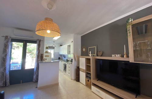 San Miguel de Salinas Casa | Whole house 4km from the sea and access to 10 free swimming pools, Orihuela Costa