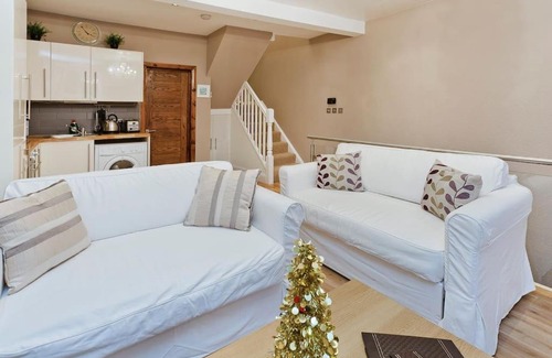 Camden Town with Primrose Hill Apartamento | Whole house in Central Camden Town