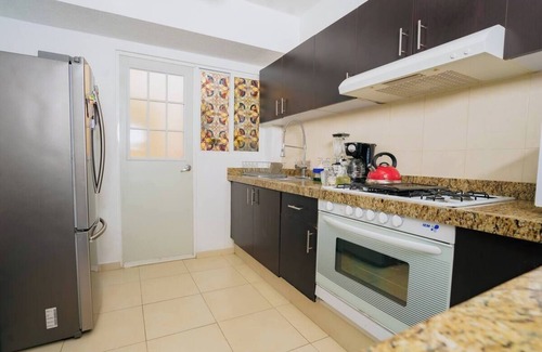 Granjas del Marqués Casa | CASA ENTERA EN ACAPULCO DIAMANTE