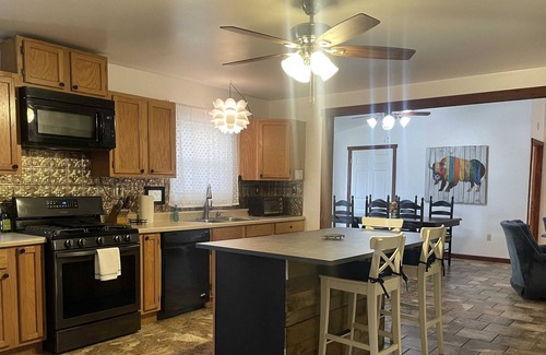 Bruno Casa | Whole House on 20 Acres near Buffalo River