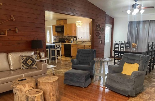 Bruno Casa | Whole House on 20 Acres near Buffalo River