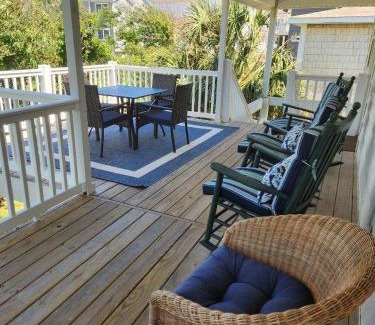 Ocean Isle Beach Casa | WHOLE HOUSE - Short walk to the beach