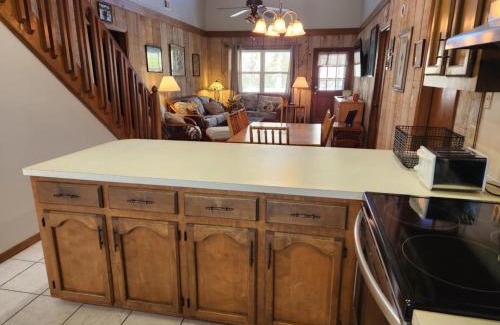 Ocean Isle Beach Casa | WHOLE HOUSE - Short walk to the beach