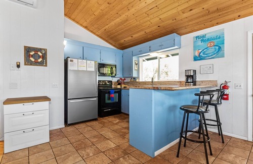 Bradley Cabina | Whole Peninsula (6 houses with 1 studio and 3 boat docks)