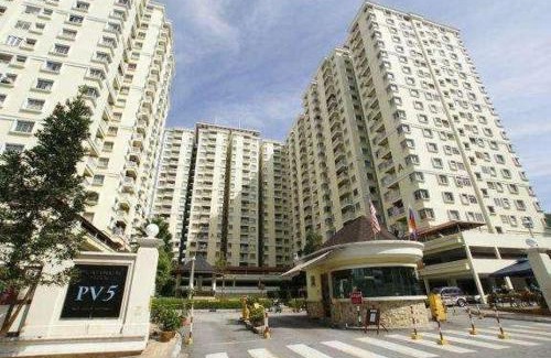 Melati Utama Apartamento | Whole Unit with 4 Bedrooms