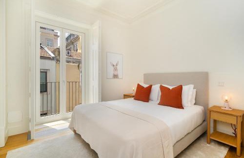 Sao Jose Apartamento | WHome Timeless Design Meets Central Convenience