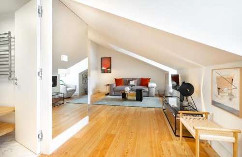Santa Maria Maior Apartamento | WHome Top-Floor Studio in Prime Location