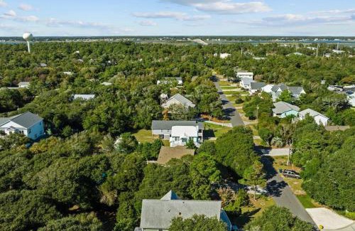 Emerald Isle Casa | Why Knot Getaway. Emerald Isle Oasis