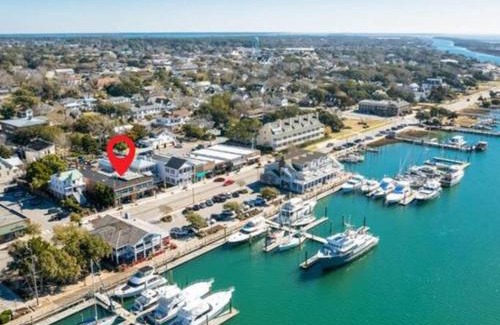 Morehead City Casa | Why Knot Getaway…Rooftop with WaterView! Unit E